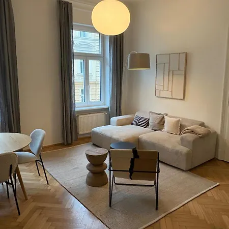 Premium In Altstadtnaehe * Graz