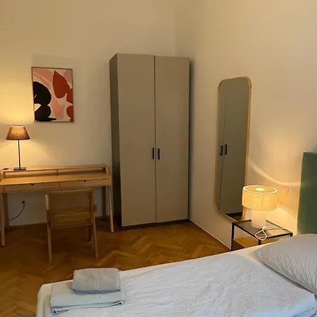 Premium In Altstadtnaehe Appartement