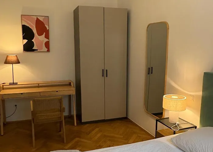 Premium In Altstadtnaehe Appartement